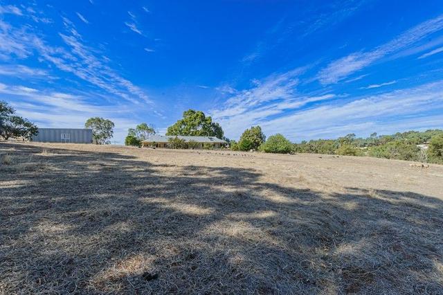 469 Smith Road, WA 6084