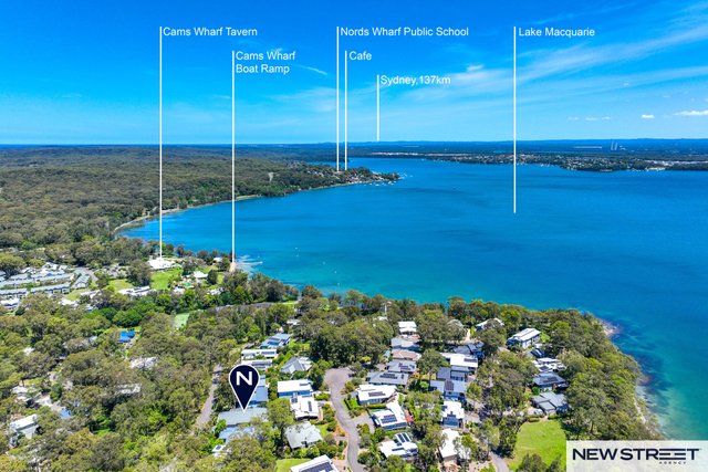 14 Lake Point Way, NSW 2281