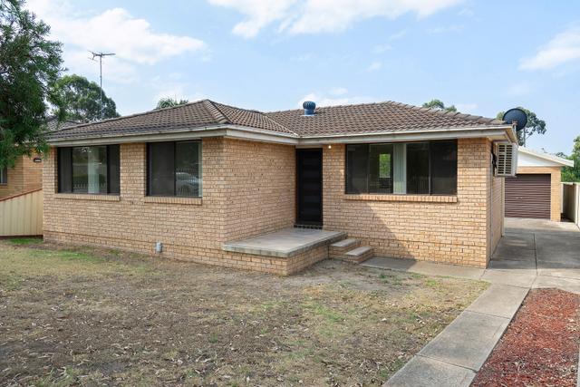 33 Gerald Crescent, NSW 2767