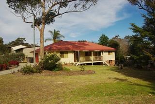 House & Yard (2010-08-18)