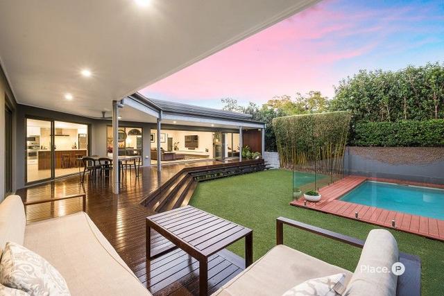 92 Queenscroft Street, QLD 4068
