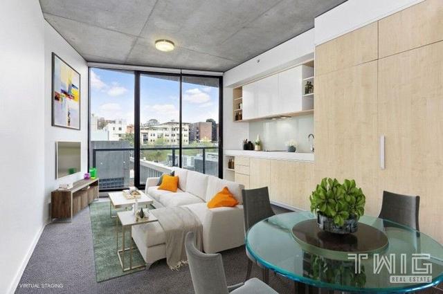 704/33 Claremont Street, VIC 3141