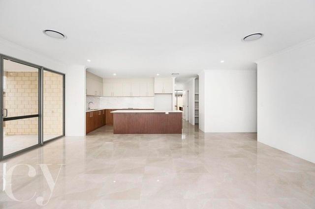 18 Goodenia Way, WA 6112