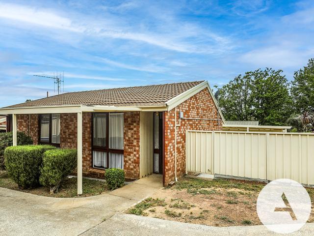 2/17 Henderson Road, NSW 2620
