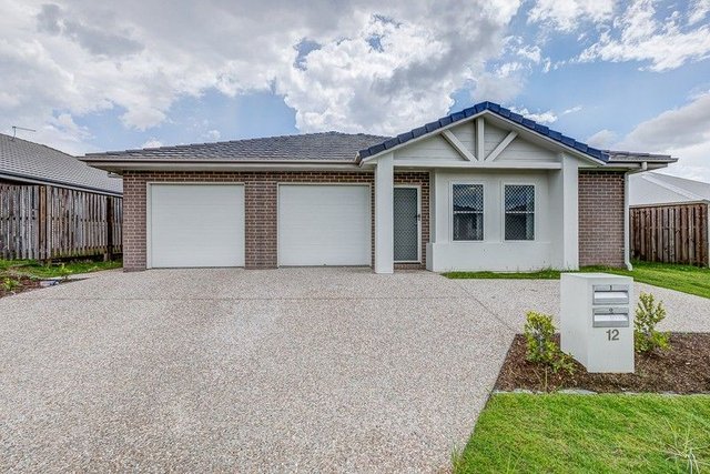 2/12 Sugar Maple Place, QLD 4125