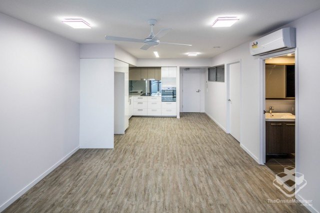 ID:21195659/17 Carl Street, QLD 4102