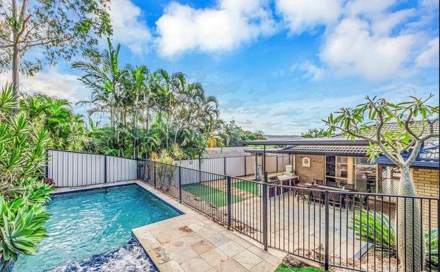 4 MacDougall Street, QLD 4211