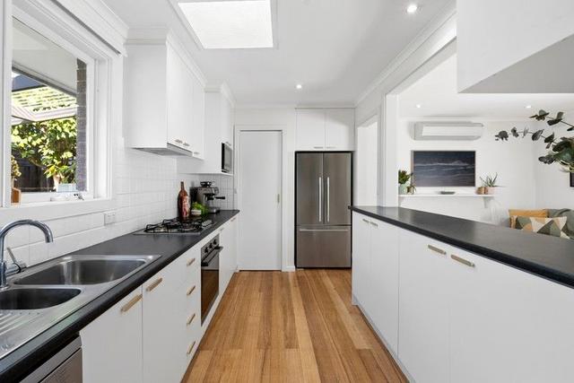 2/86 Fewster Road, VIC 3188
