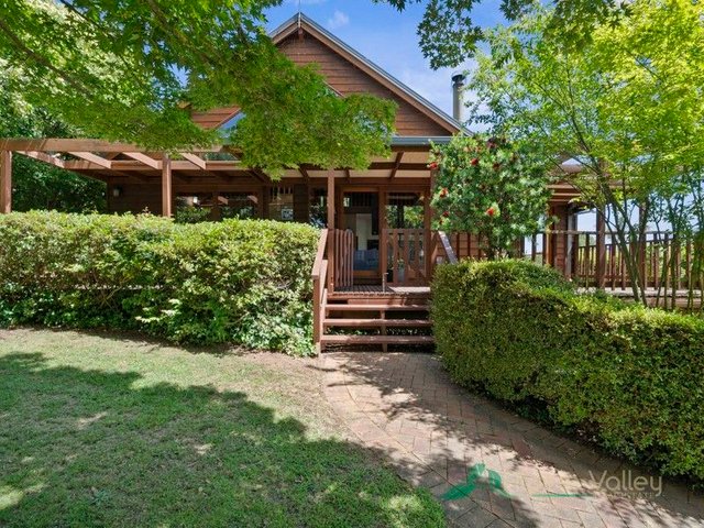 6 Lambert Street, VIC 3697