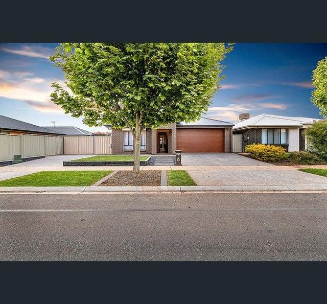 17 Central Boulevard, SA 5115
