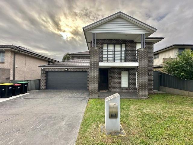 48 Flame Tree Street, NSW 2170