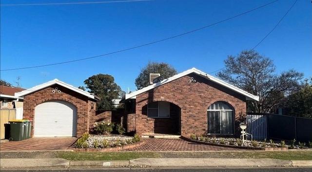 6 Adam Street, NSW 2340