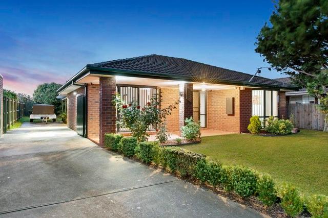 8 Oriflamme Court, VIC 3195