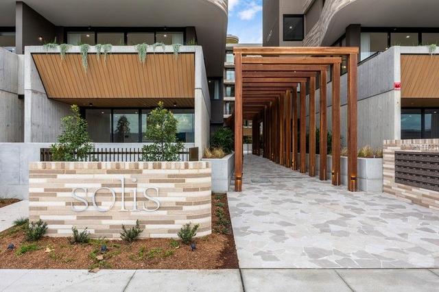 B304/10-16 John Tipping Grove, NSW 2750