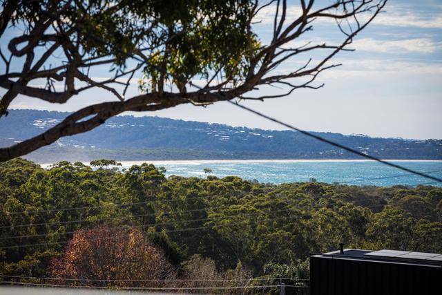 8 Gwainurra Grove, NSW 2549