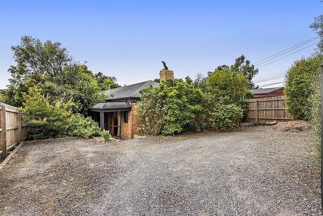 4 Lakeview Avenue, VIC 3178