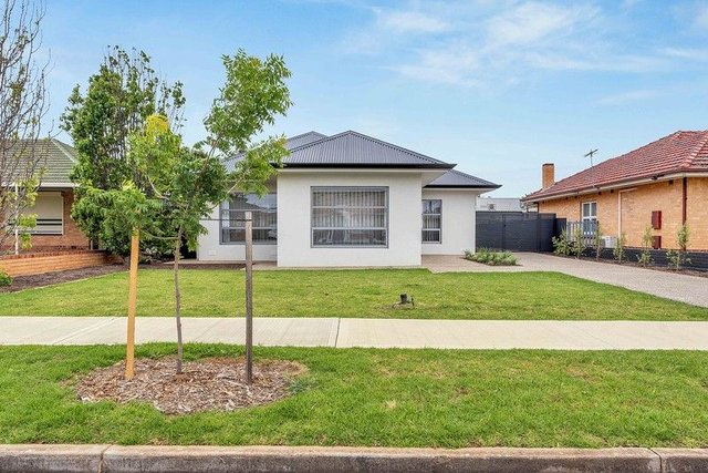 16 Amanda Avenue, SA 5023