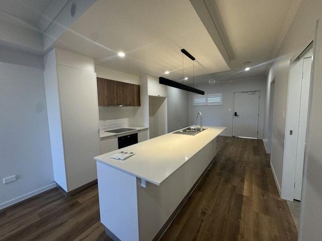 1/10 Michigan Way, QLD 4740