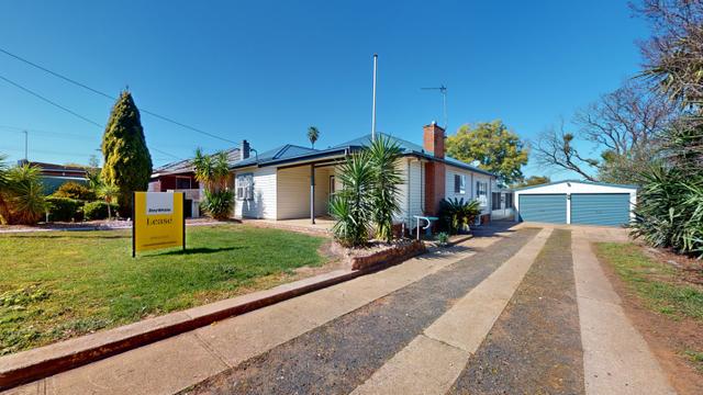 1B Hutchins Avenue, NSW 2830