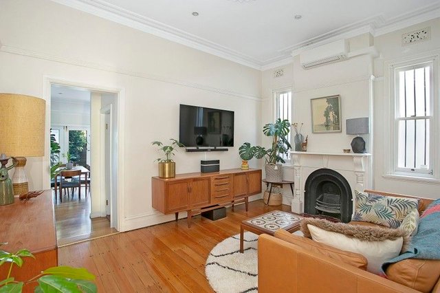 4 Despointes Street, NSW 2204