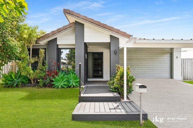 6 Allerton Park Drive, QLD 4125
