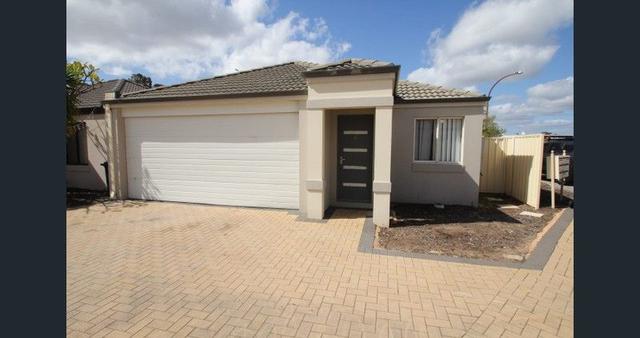 8/10 Dockerty Mews, WA 6109