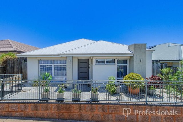 10 Ranfurly Approach, WA 6069