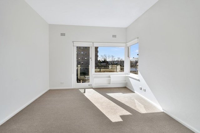 18/27 Warringah Road, NSW 2088