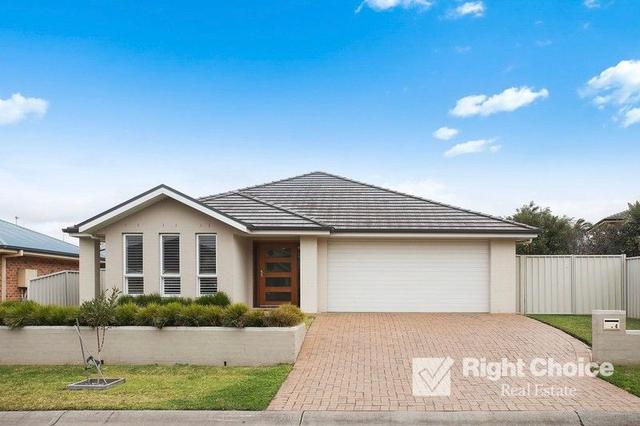 4 Molineaux Avenue, NSW 2529