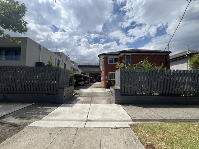 15 Rosstown, VIC 3163