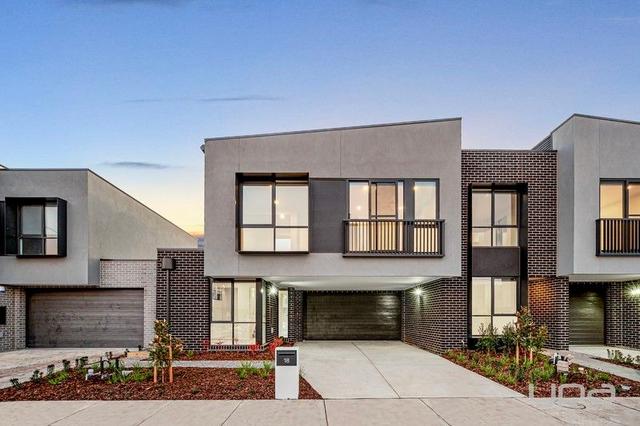 18 Plains Circuit, VIC 3336