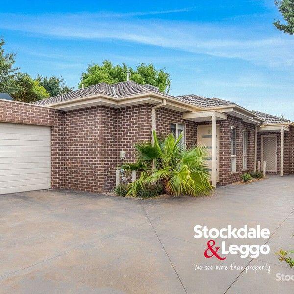 2/14 Henderson Road, VIC 3043