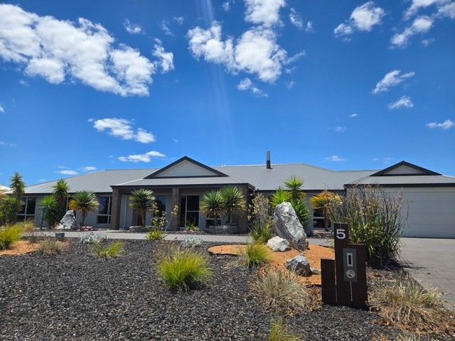 5 Cascade Close, WA 6280