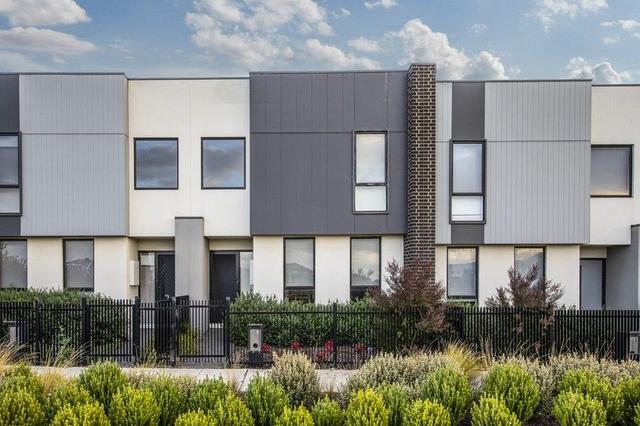 6 Peterlee Walk, VIC 3030