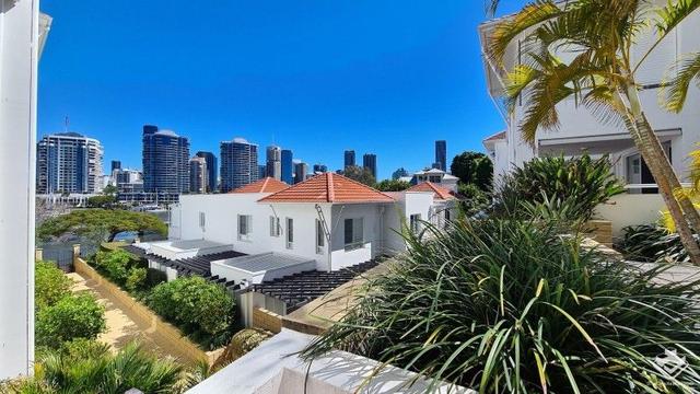 ID:21158039/6 Merthyr Road, QLD 4005