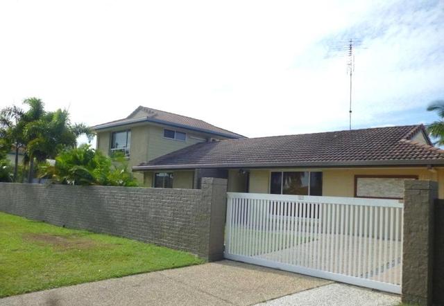 1 Ewinga Crt, QLD 4557