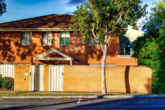 114B Warren, VIC 3195