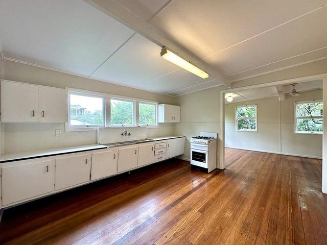 38 Oxford Tce, QLD 4068