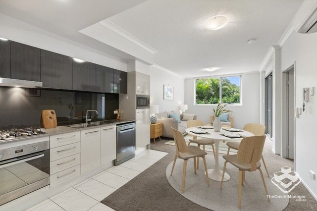 2/31 Agnes Street, QLD 4010