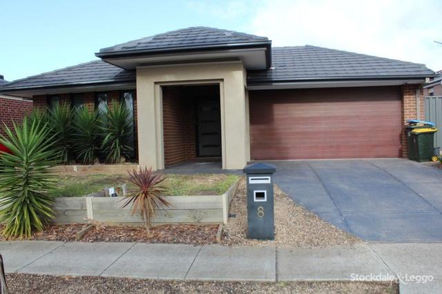 8 Woburn Crescent, VIC 3024
