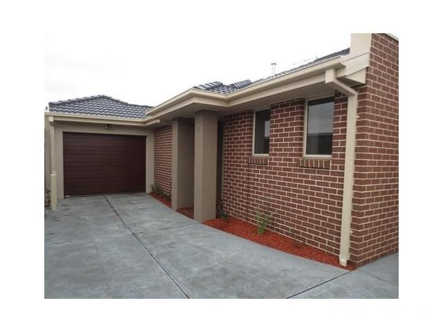 2/6 Burnett Court, VIC 3028