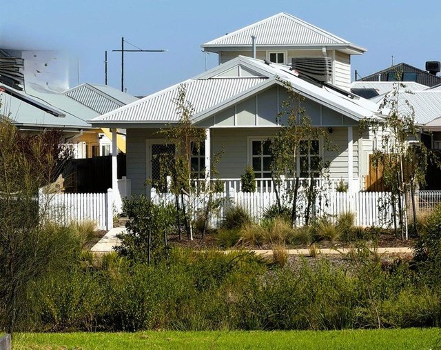 8 Timor Walk, VIC 3338