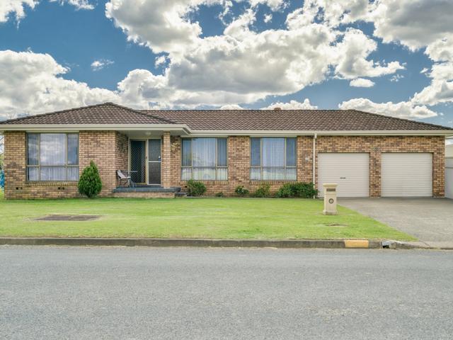 135 Edinburgh Drive, NSW 2430