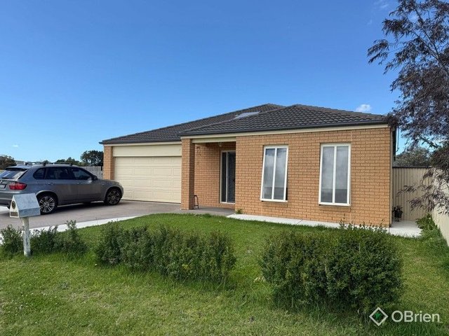 11 Clematis Court, VIC 3875