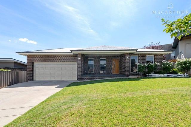 3 Exford Loop, NSW 2650