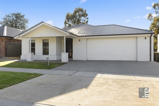 11 Fairway Drive, VIC 3678
