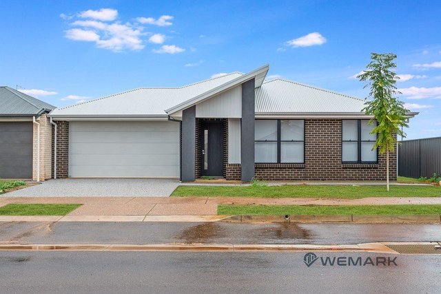 33 Elizabeth  Boulevard, SA 5117