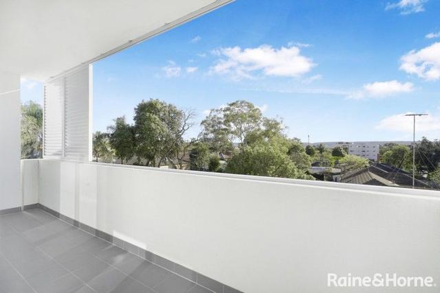 14/12-14 Hope Street, NSW 2750