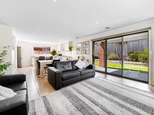 8 Black Gum Crescent, VIC 3977