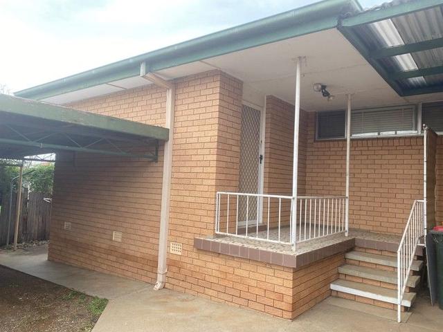 4/3 Edinburgh St, NSW 2340